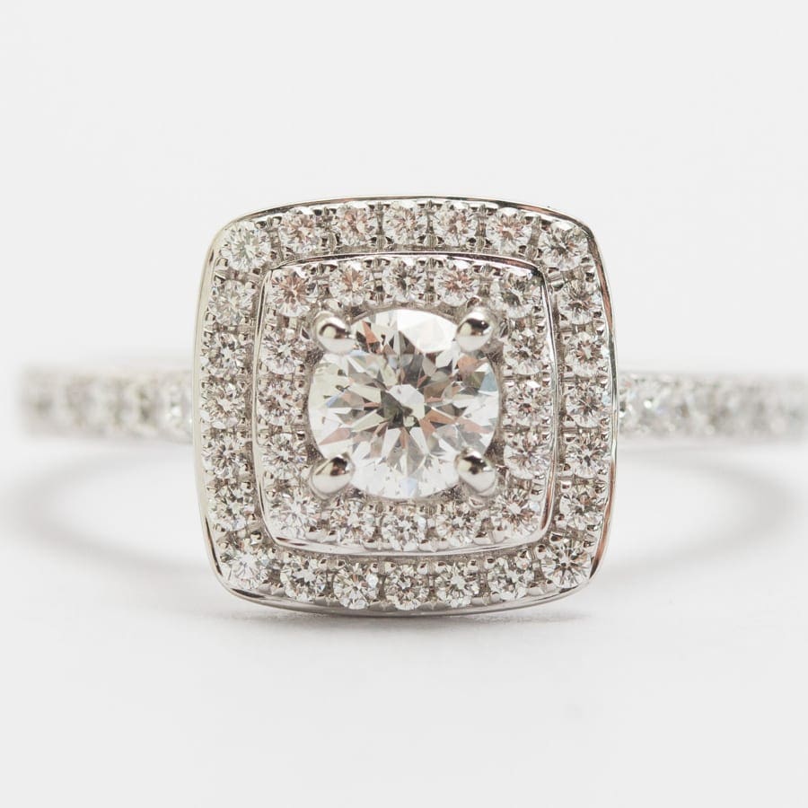 15600031 Platinum And Diamond Halo Solitaire Ring