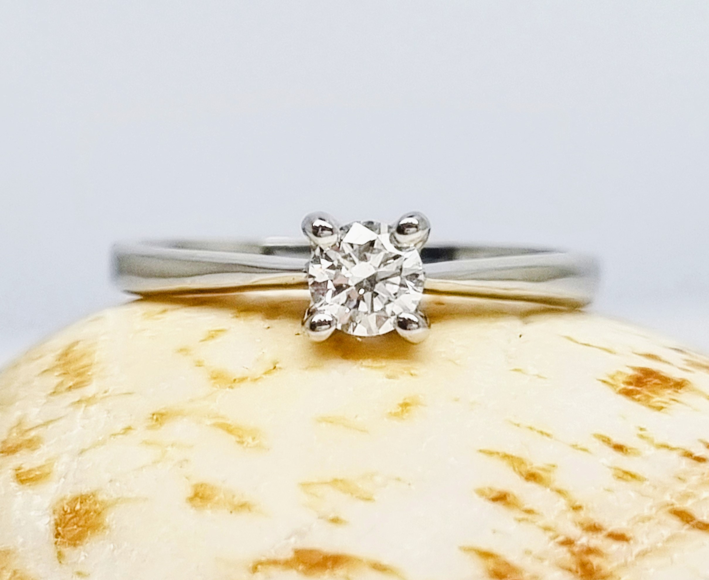 12600088 Platinum And Diamond Engagement Ring