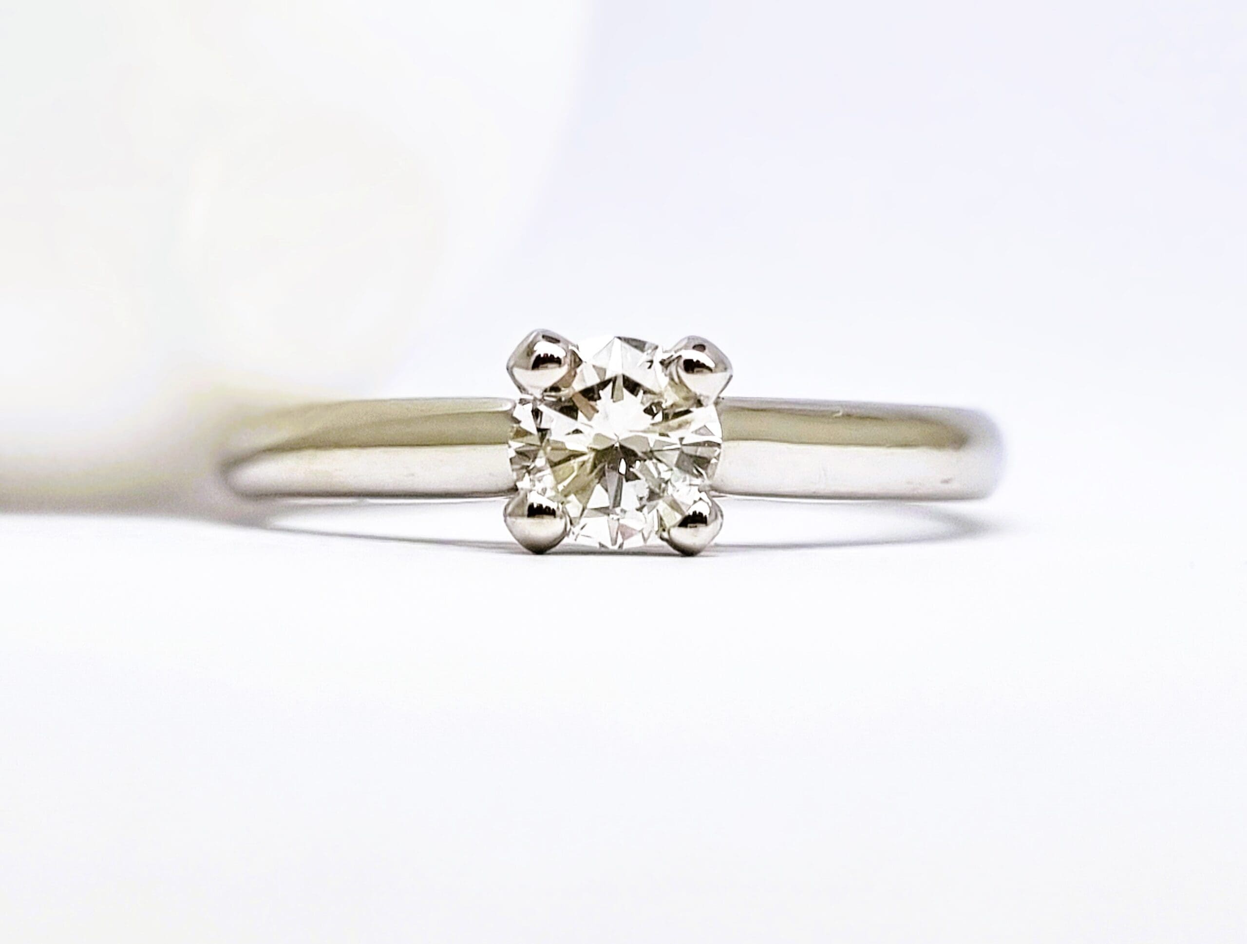 12600089 Platinum And Diamond Solitaire Engagement Ring
