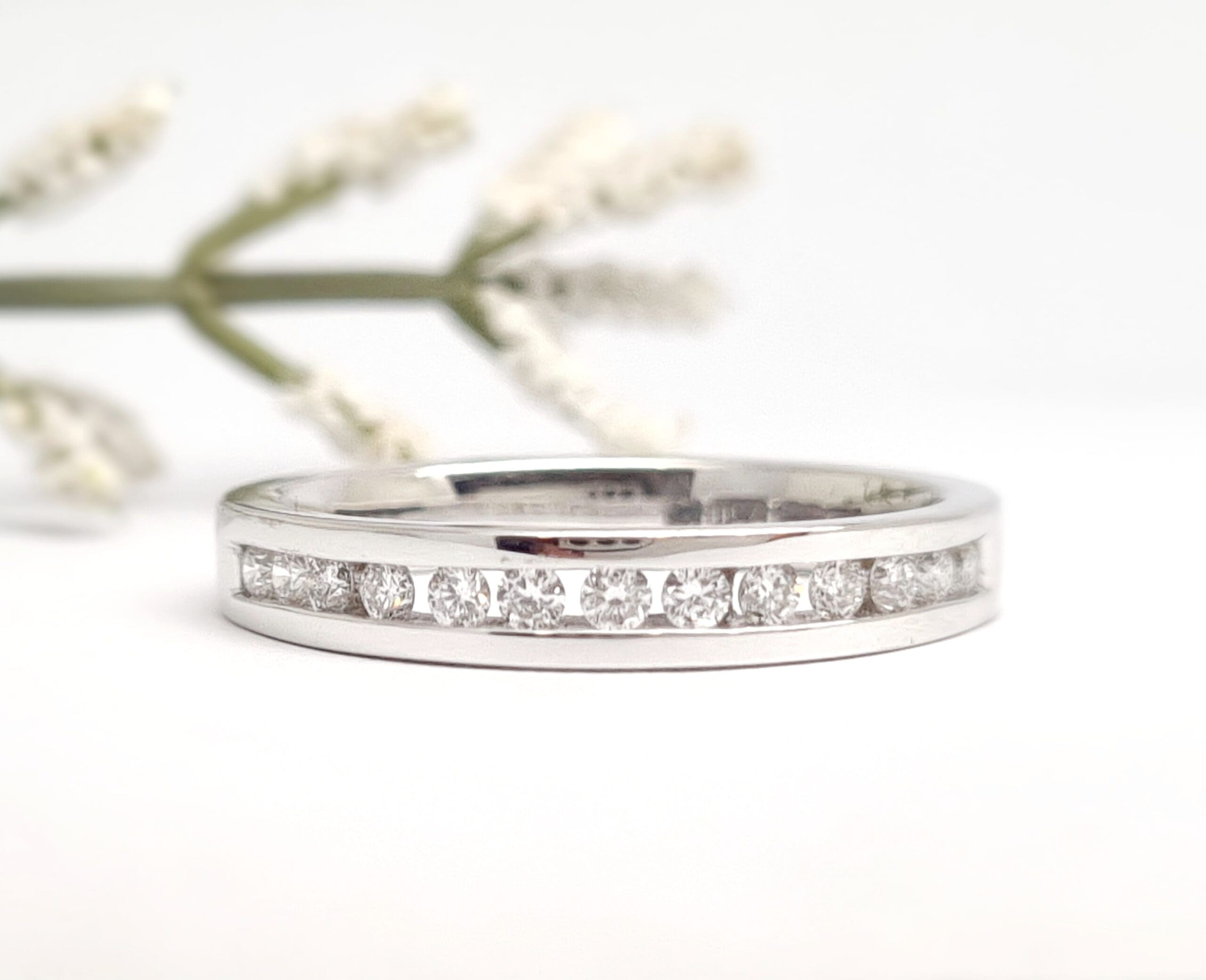 13400034 18ct White Gold And Diamond 0.25ct Half Eternity Ring