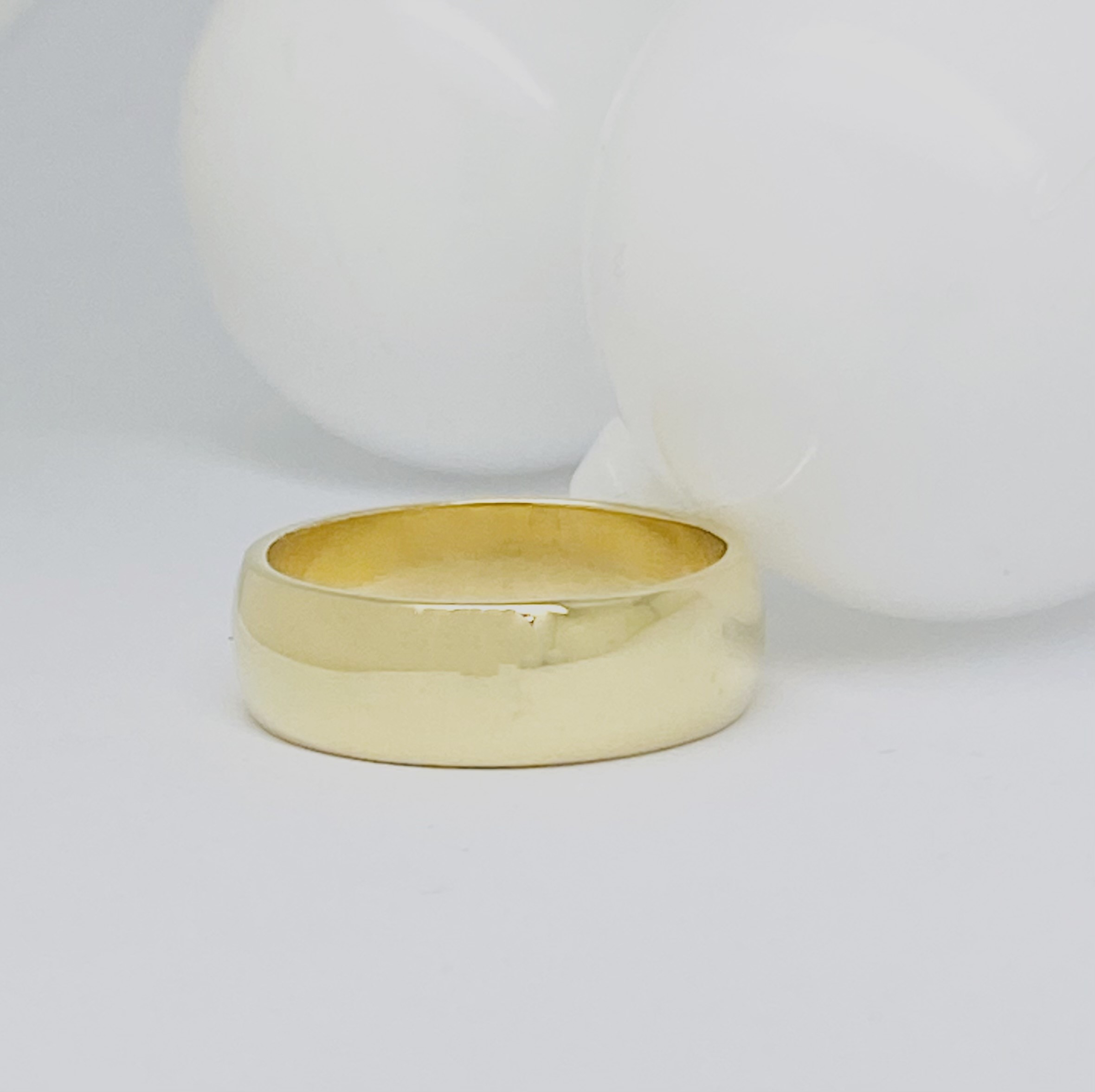 11400022 18ct Yellow Gold 6mm D Shaped Wedding Band