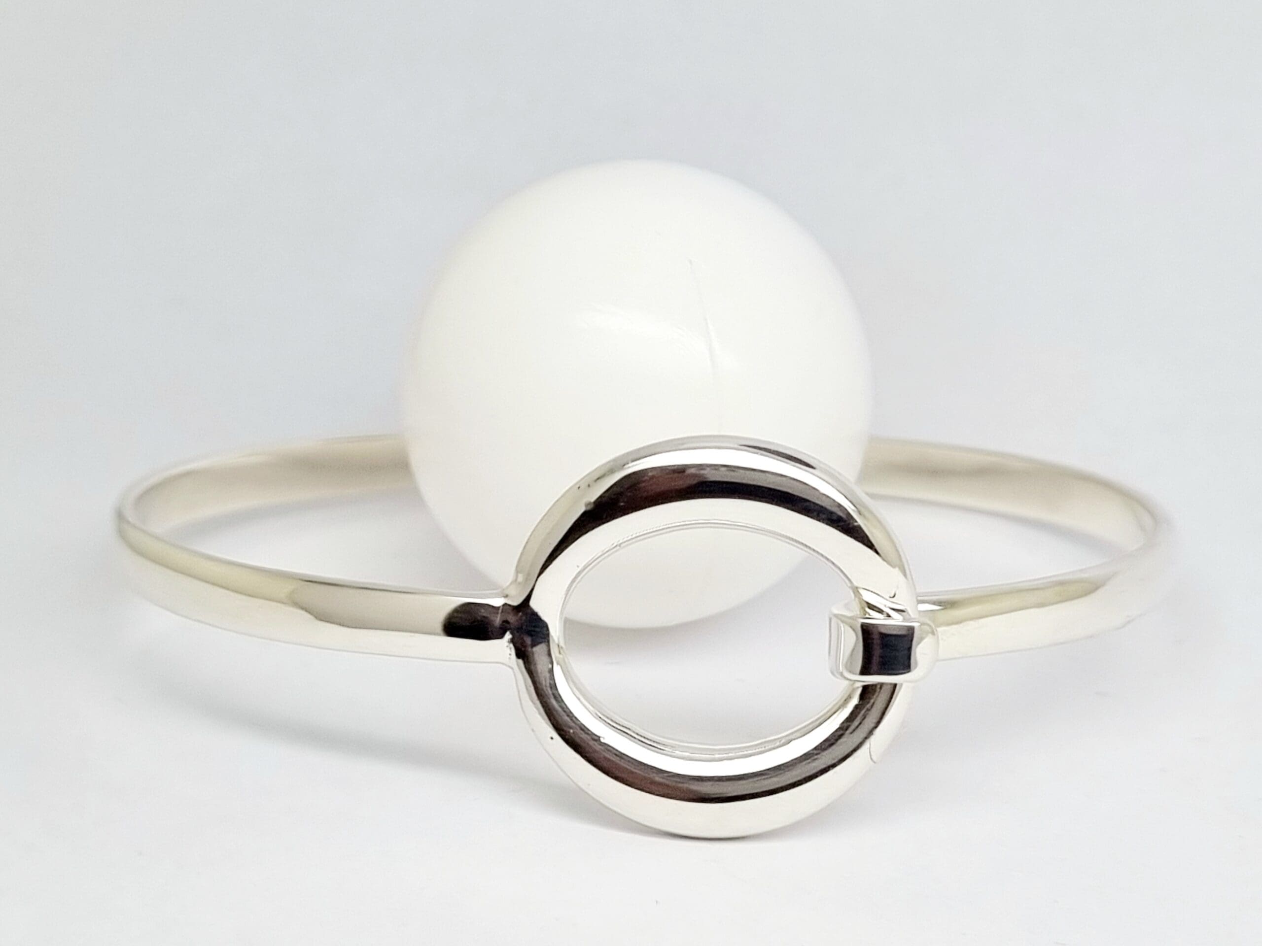 40100170 925 Sterling Silver 'O' Bangle