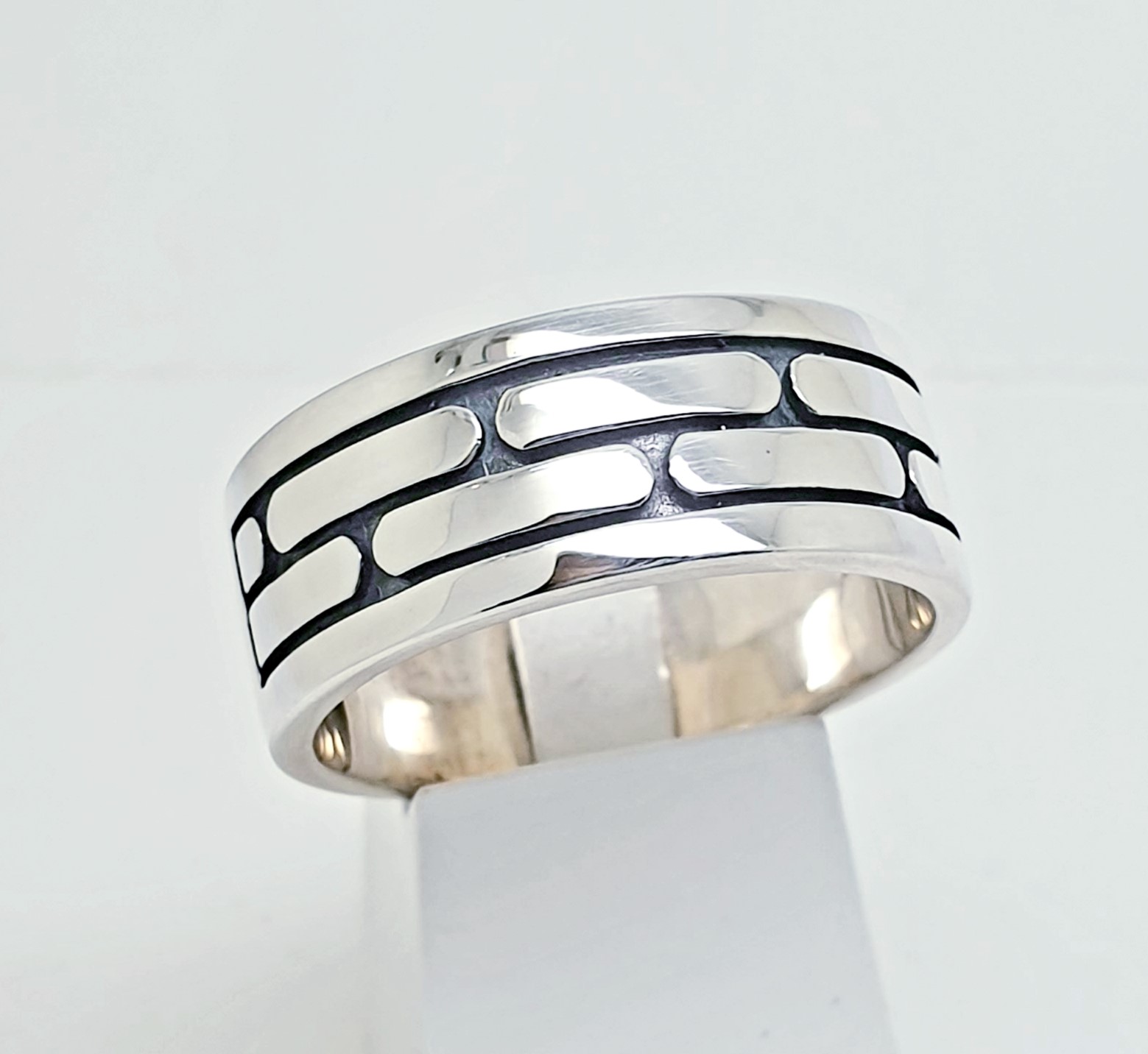 15800059 925 Sterling Silver 8mm 'Brick' Style Ring