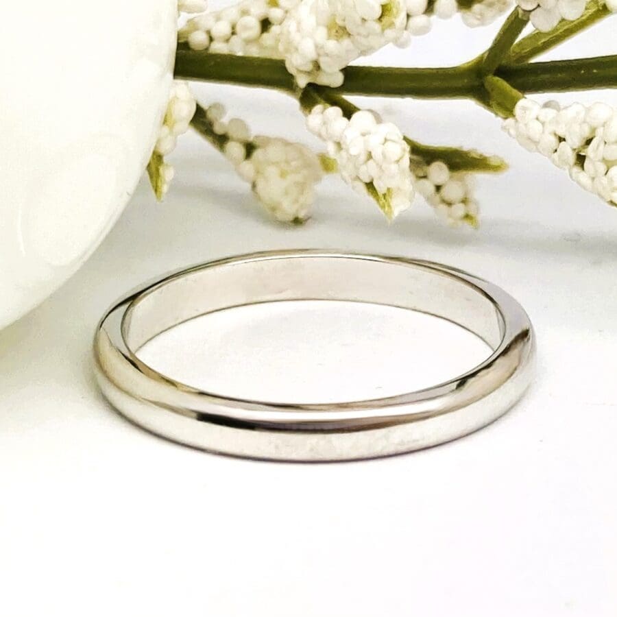11400023 18ct White Gold 2mm D Shaped Wedding Ring
