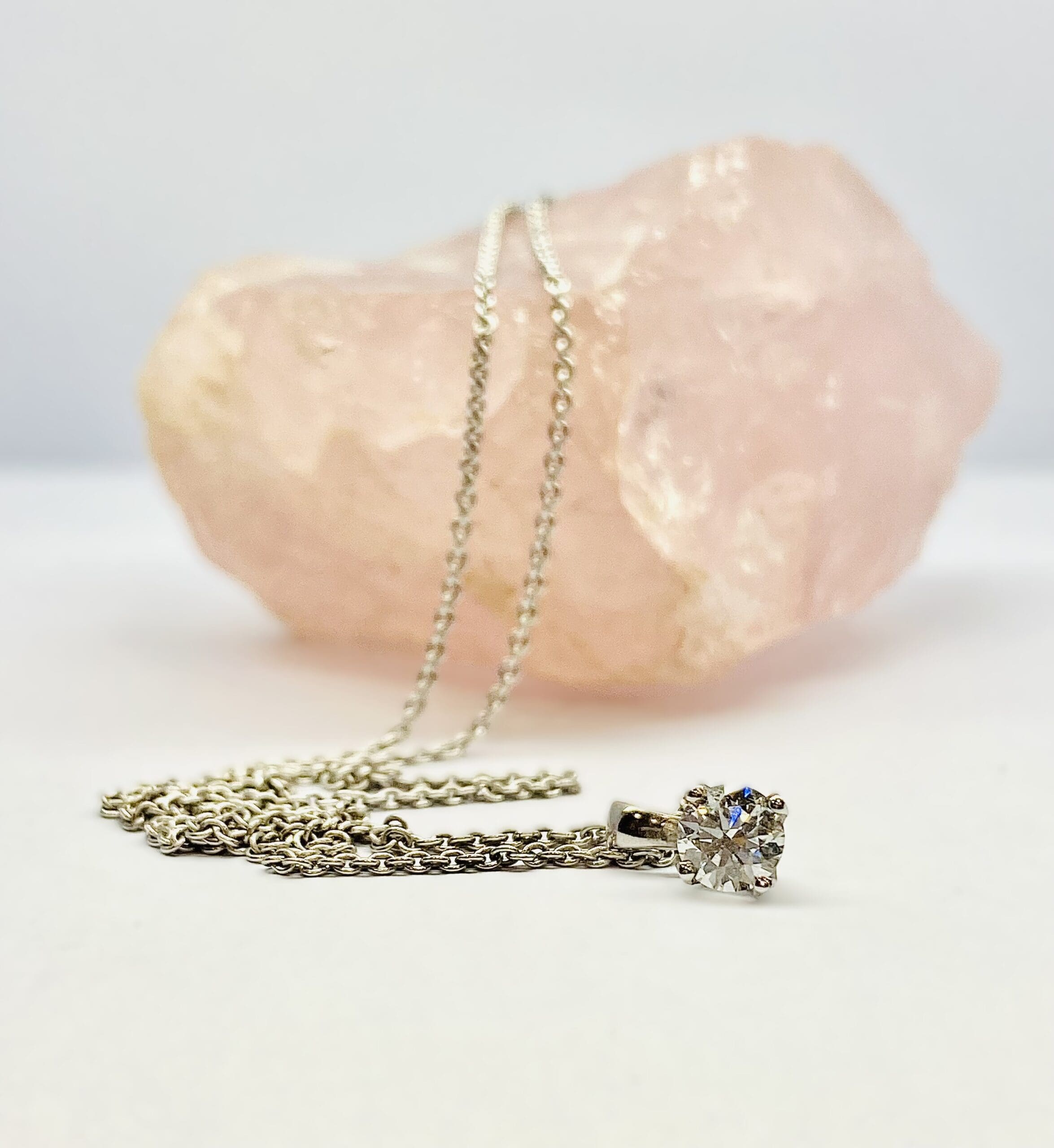 23900014 18ct White Gold Diamond Solitaire Pendant