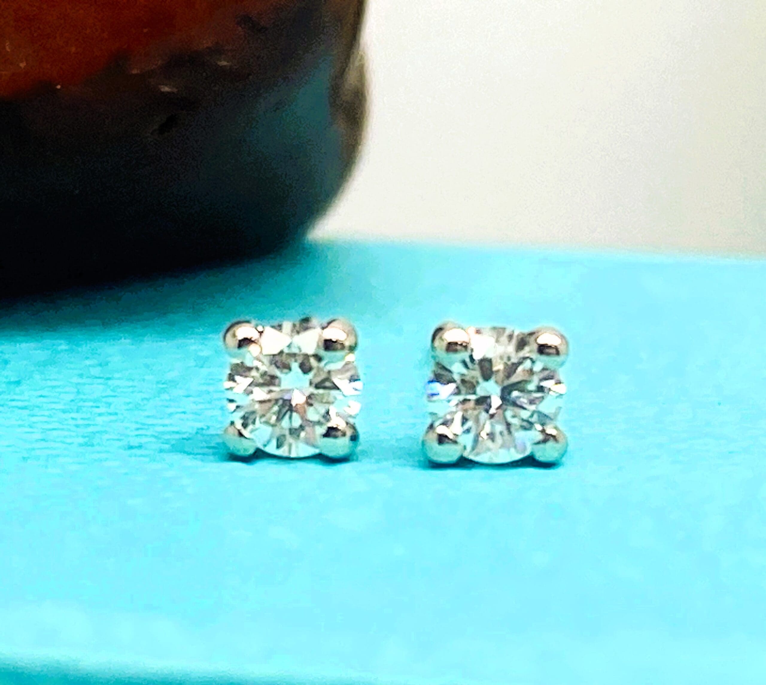 33700060 Platinum and Diamond 0.20ct Diamond Stud Earrings