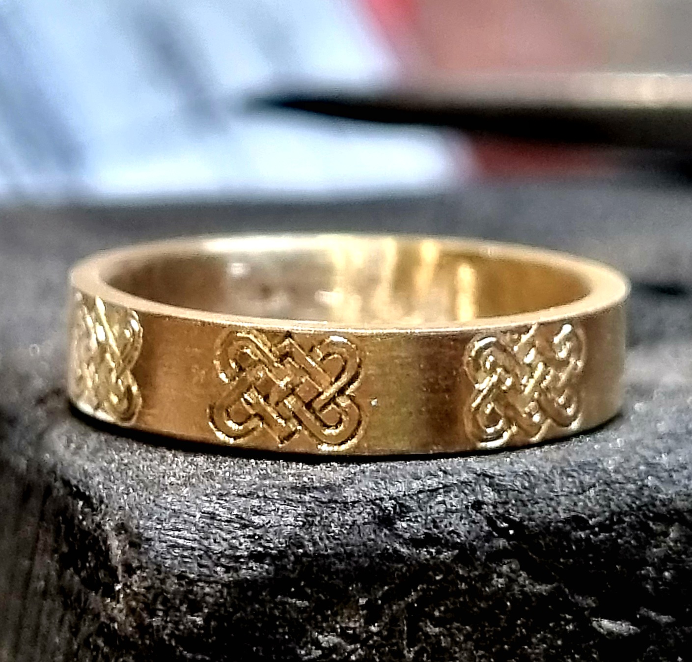 008 Commission Engraving Celtic Bands For The Family - Image 5