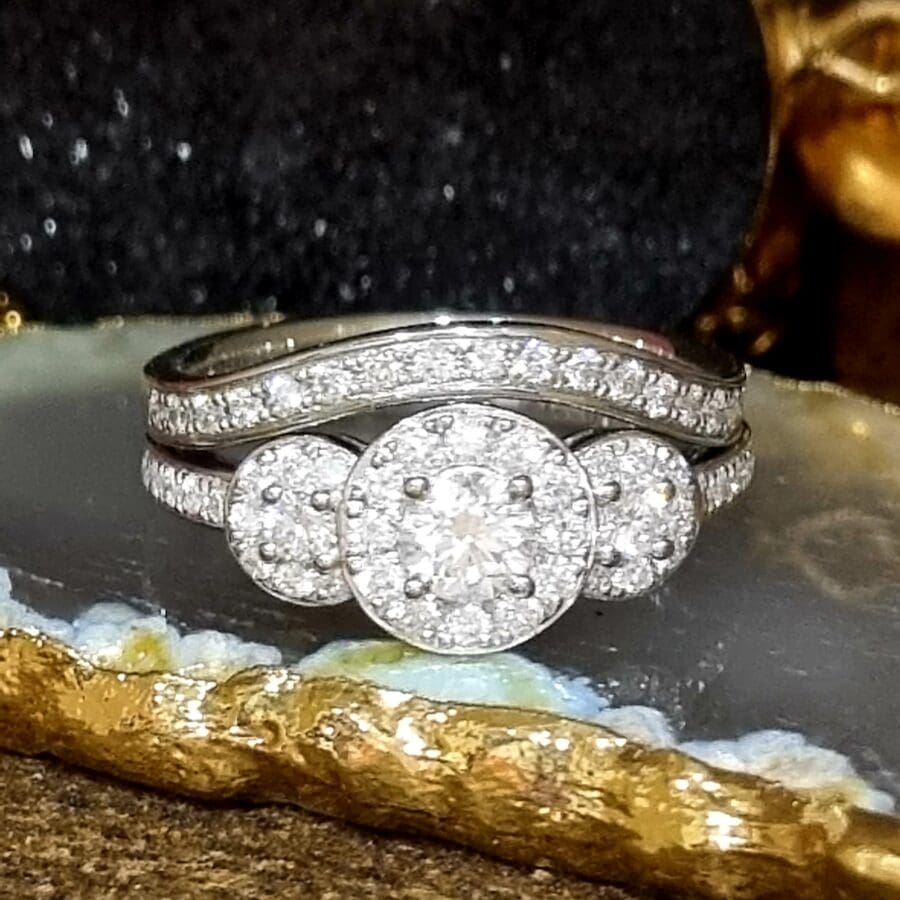 222 Commission Diamond Set Curved Wedding Band