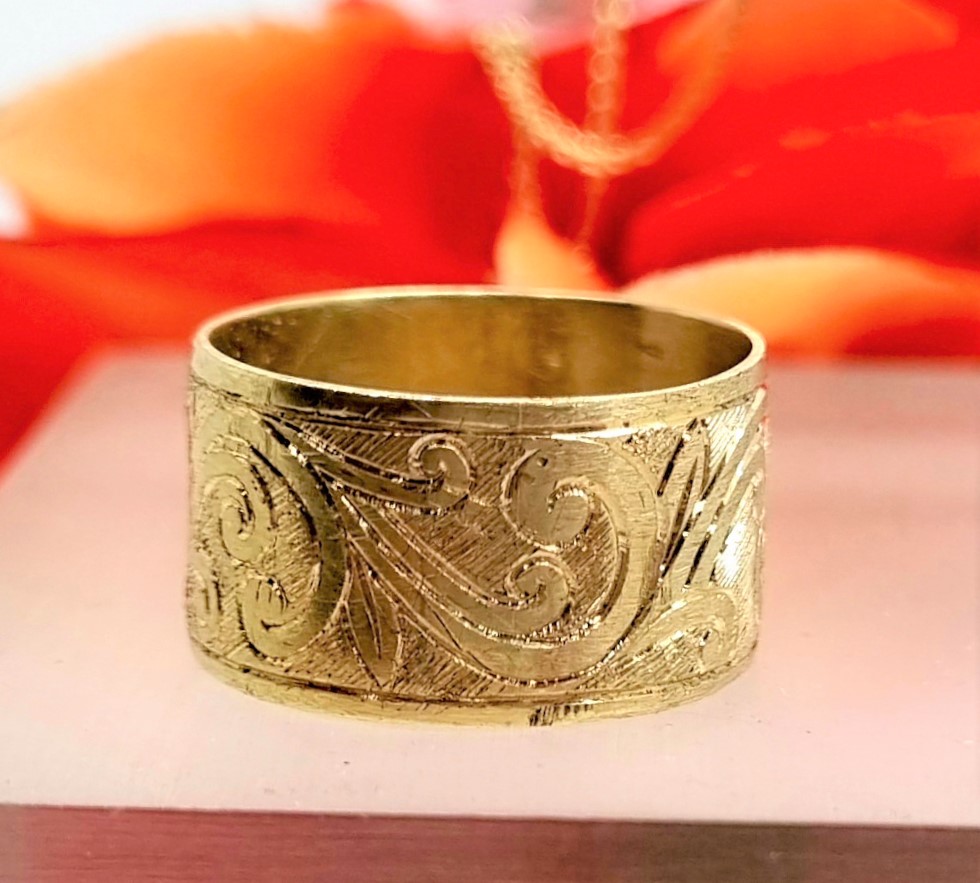 006 Commission Engraving Yellow Gold Wedding Band Commission - Image 5