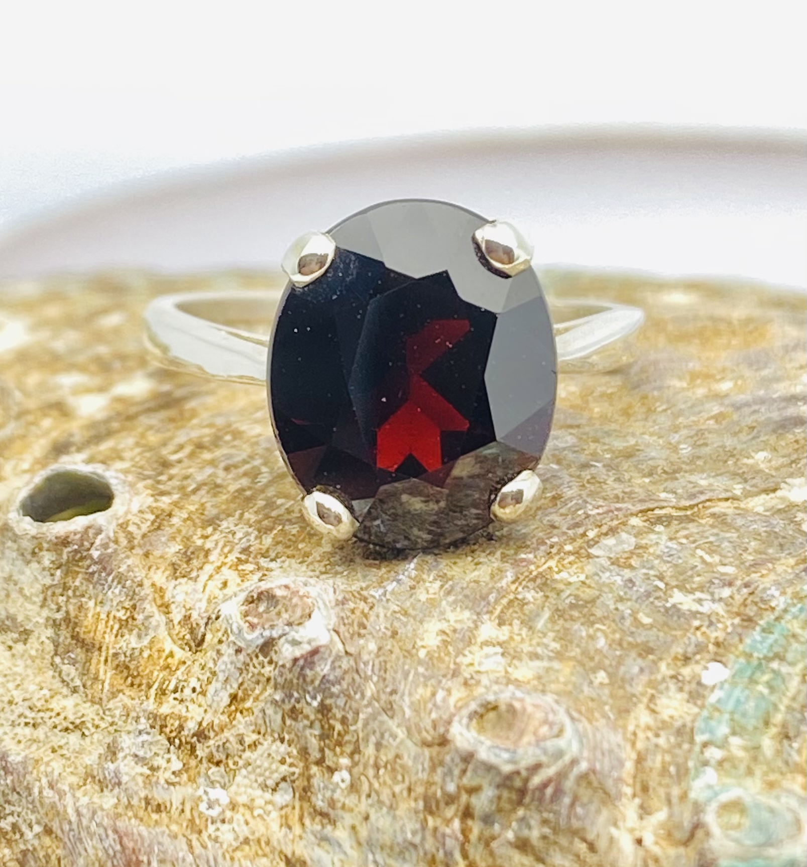 14100030 925 Silver Dress Ring Oval Garnet Solitaire - Image 4