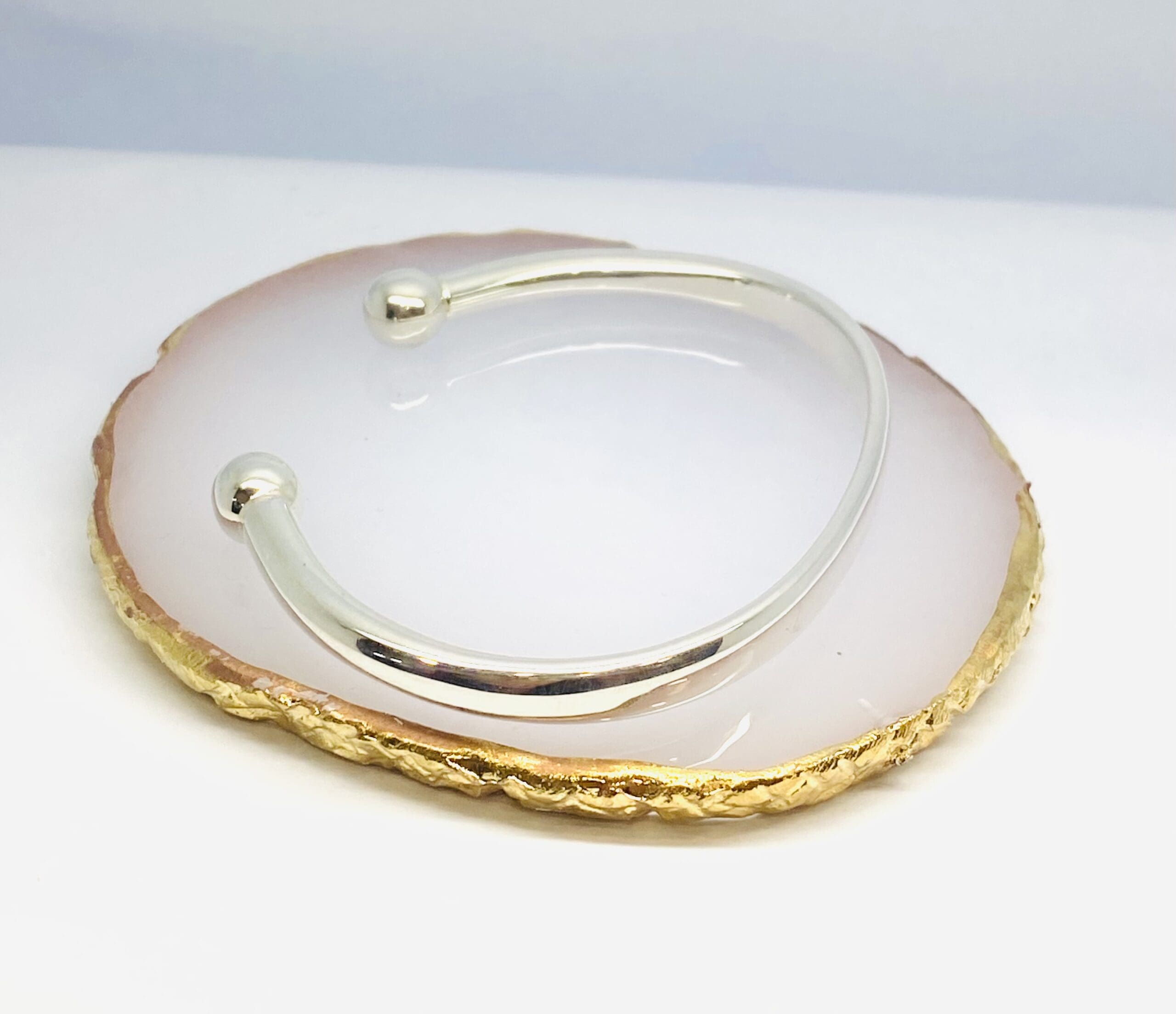 40100167 925 Sterling Silver Ball Torque Bangle Large