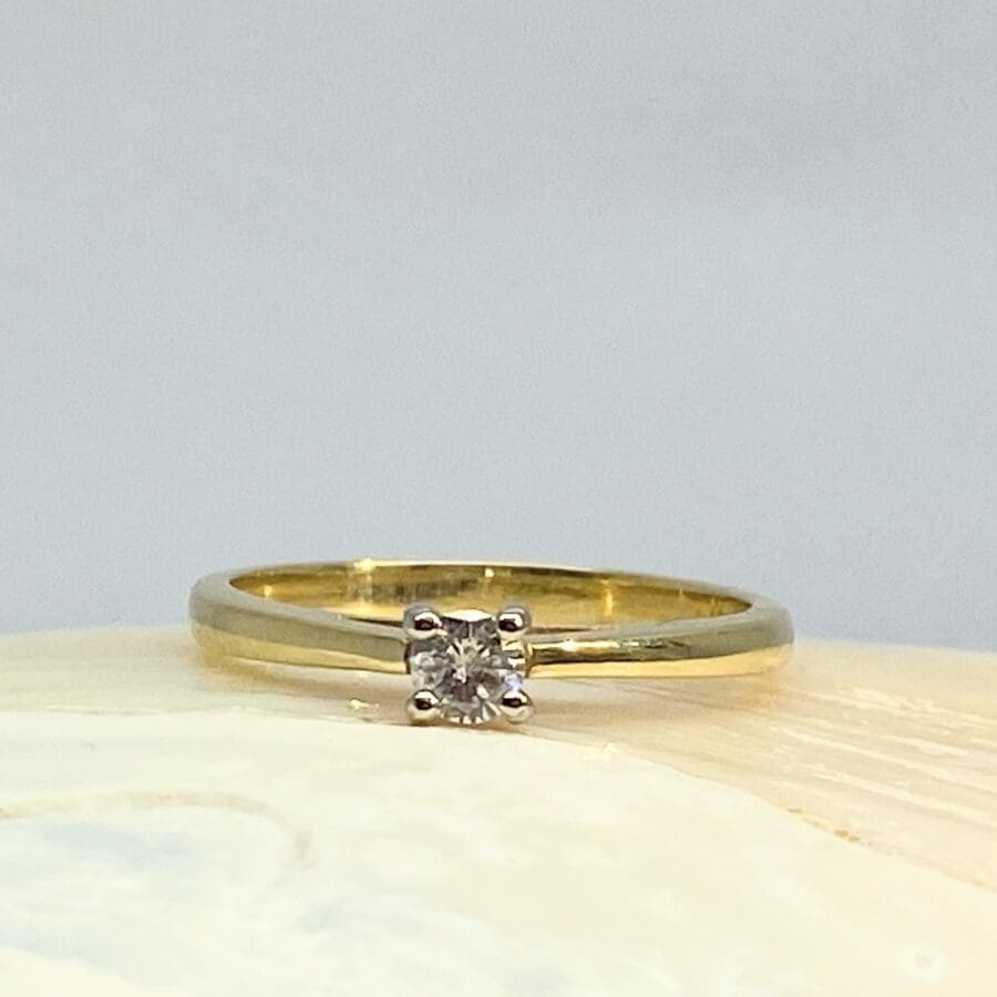 12200045 9ct Yellow Gold Diamond 0.15ct Solitaire Engagement Ring