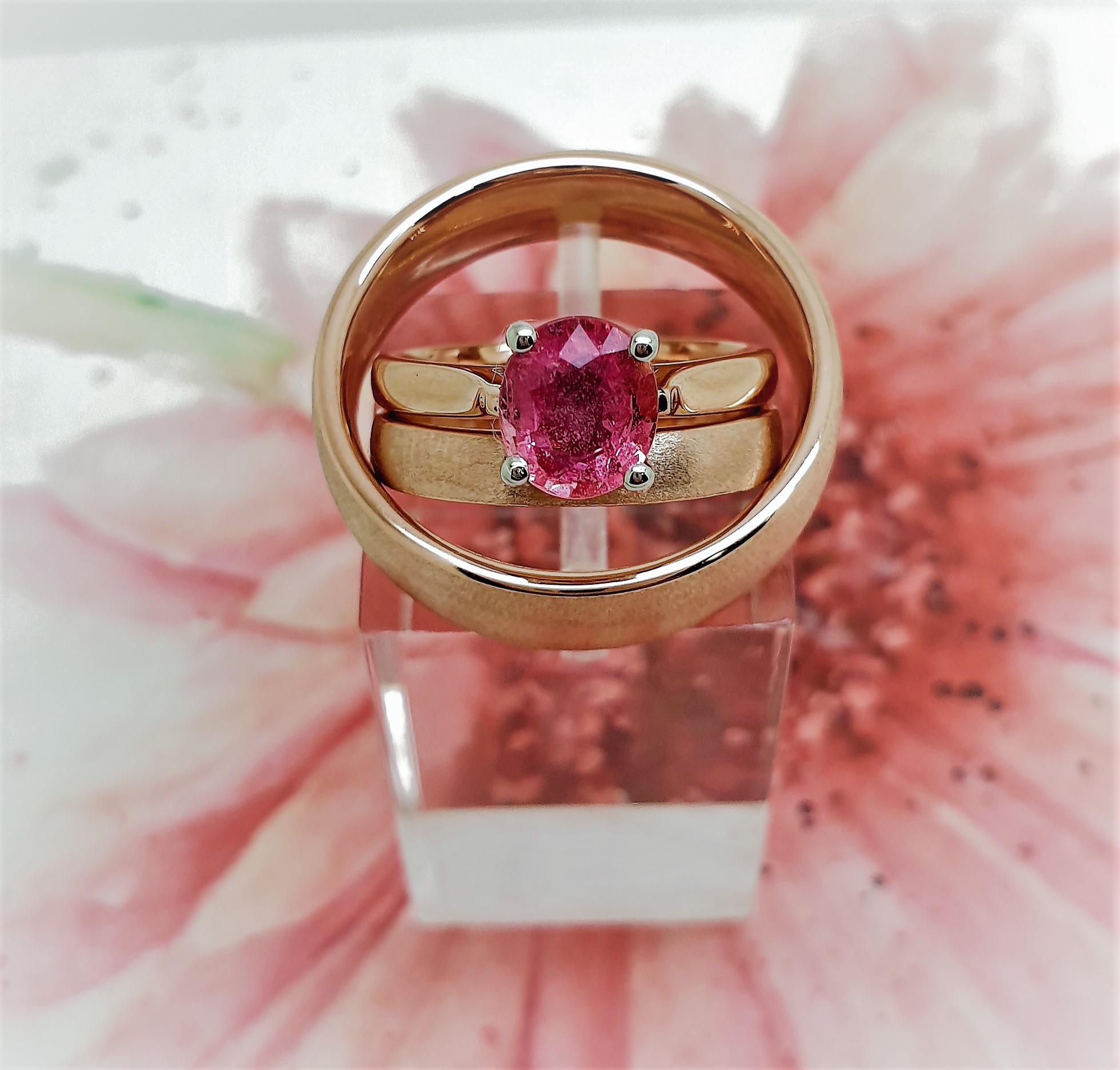 100 Commission Rose Gold Wedding Rings And Engagement Ring