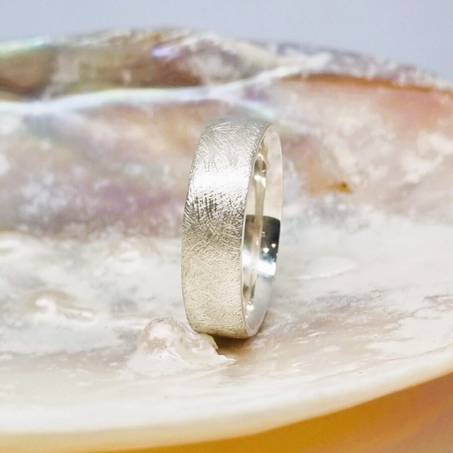 301 Commission Gents 'Scratched' Wedding Band