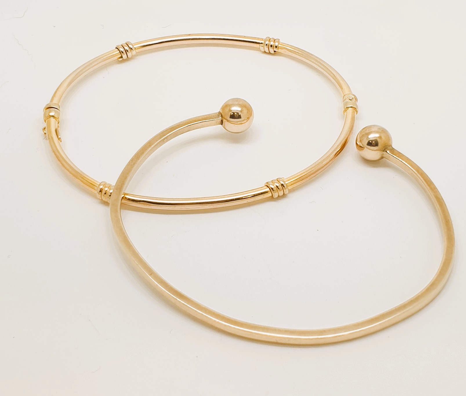522 Commission... Wave Irregular Bangle Yellow Gold Made From Two - Image 2