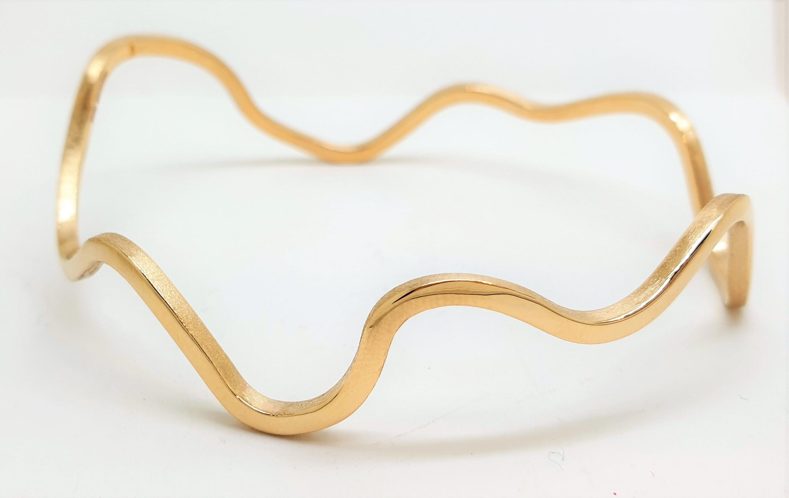 522 Commission... Wave Irregular Bangle Yellow Gold Made From Two - Image 3