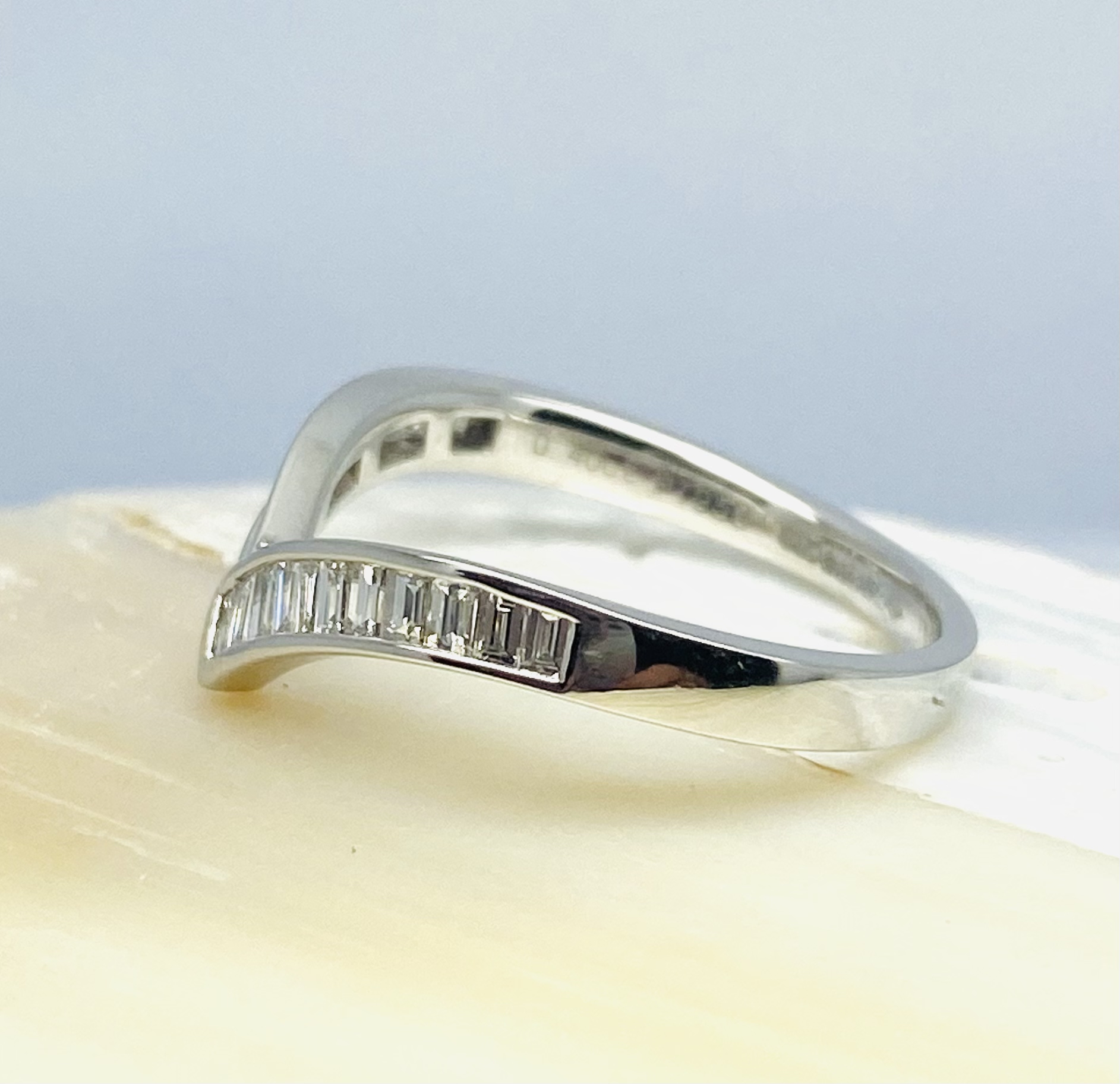 11600032 Platinum And Diamond 0.40ct Wishbone Ring - Image 3