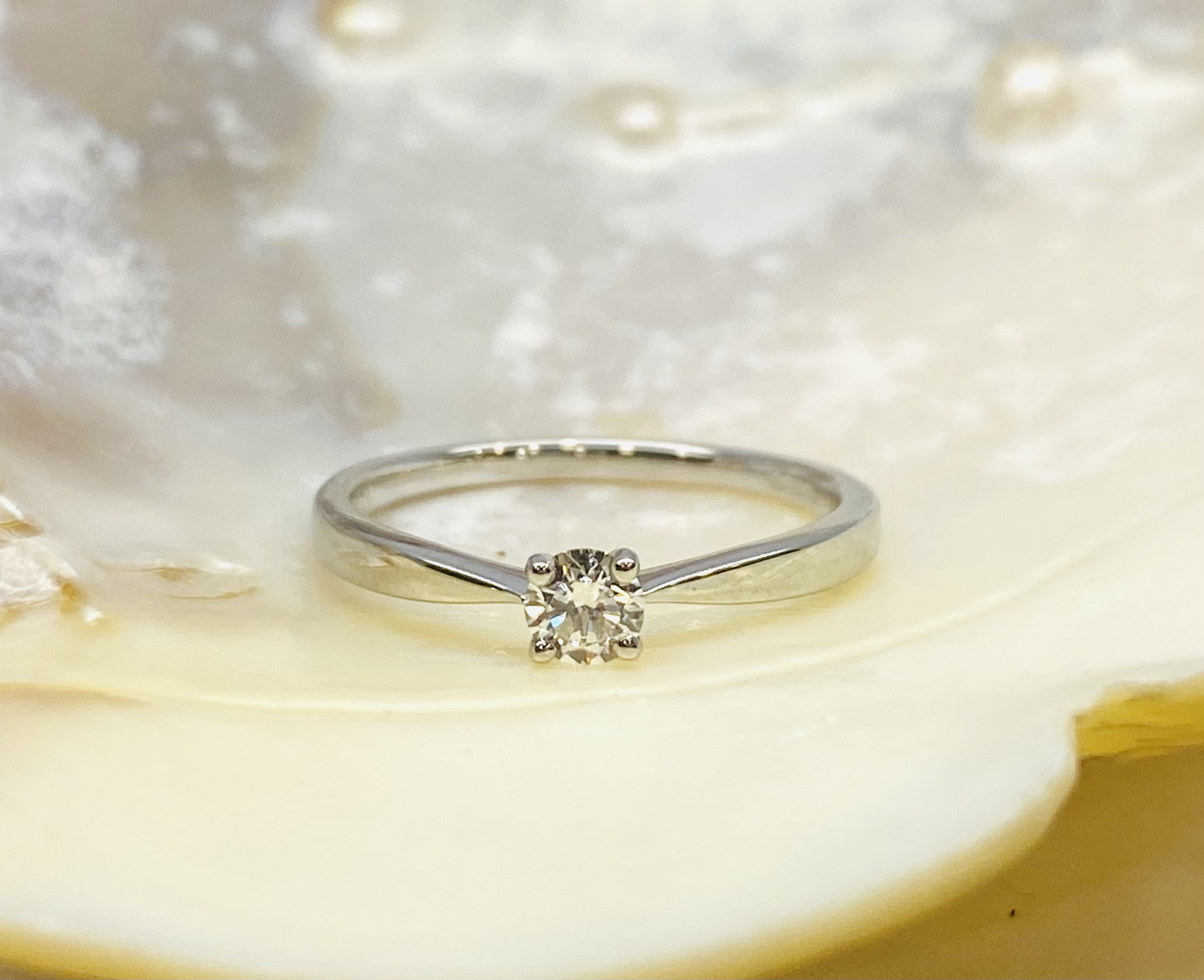 12600101 Platinum And Diamond 0.20cts Round Solitaire Engagement Ring