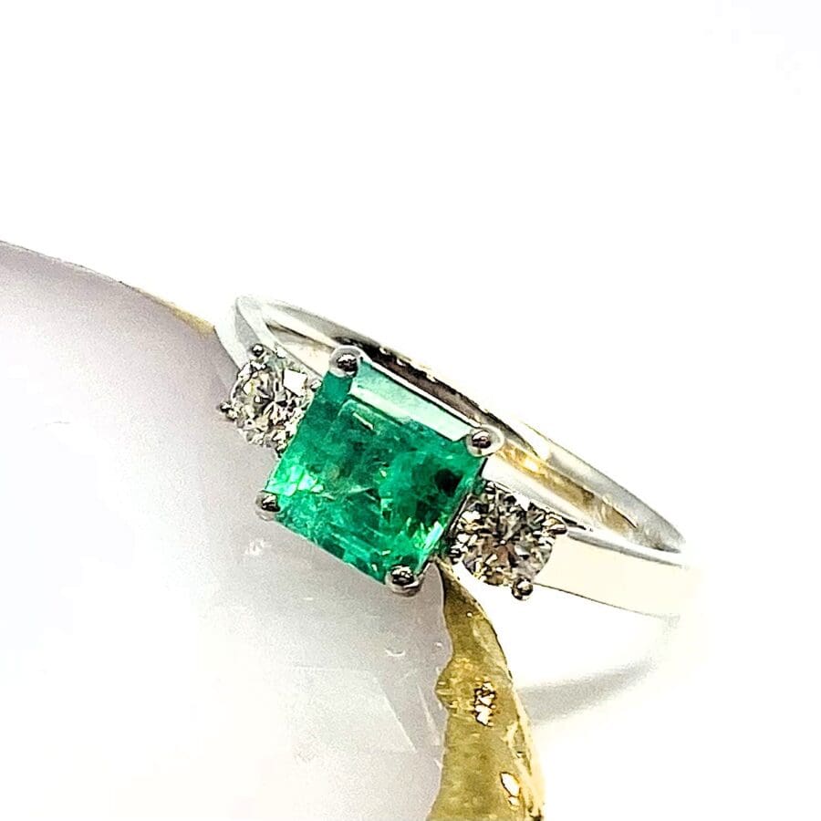 15600057 Platinum Emerald And Diamond Trilogy Ring