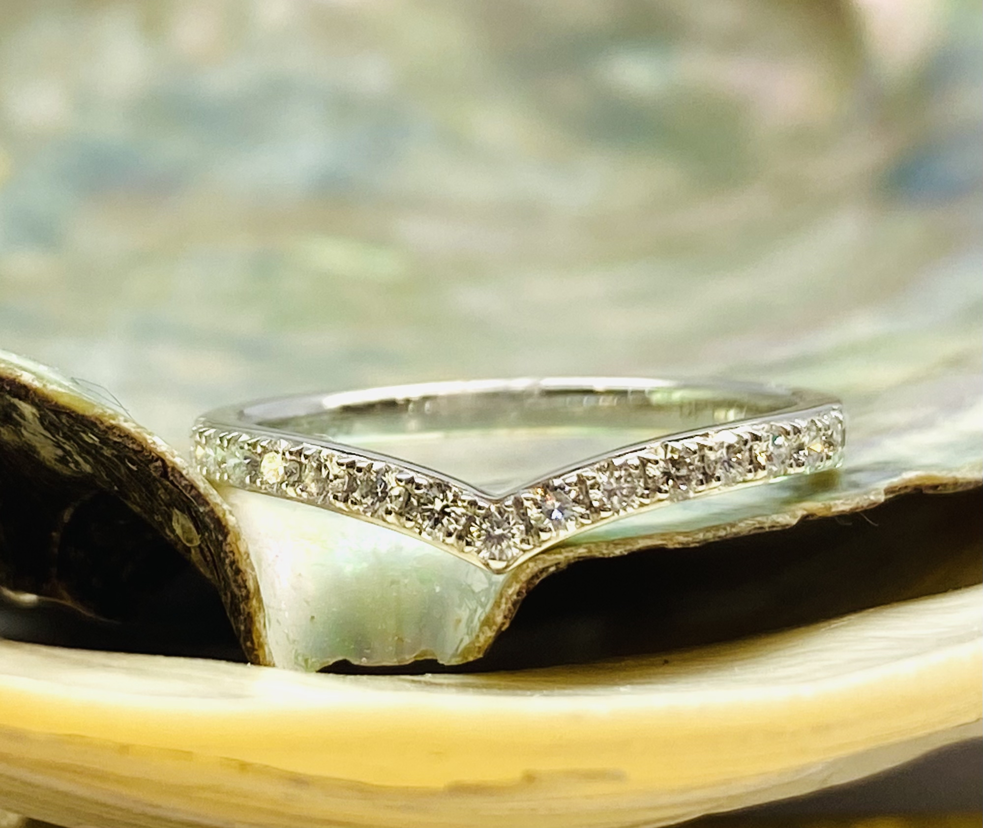 13600098 Platinum And Diamond 0.25ct Wishbone Eternity Ring - Image 5