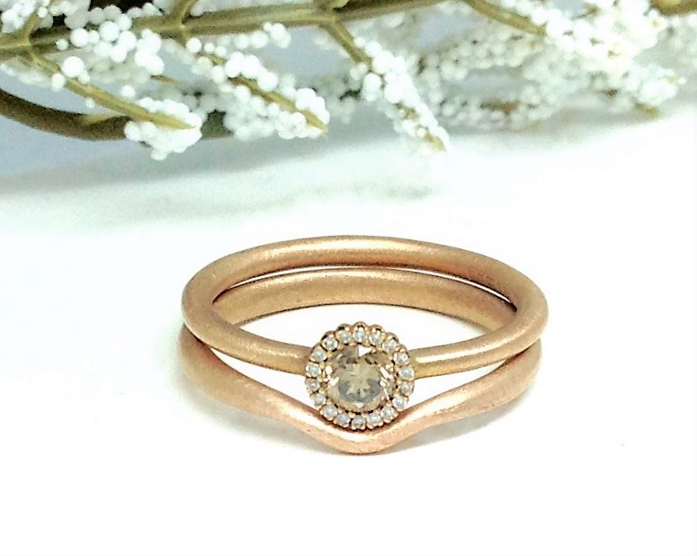 232 Commission Contoured Brushed Gold Curved Wedding Band
