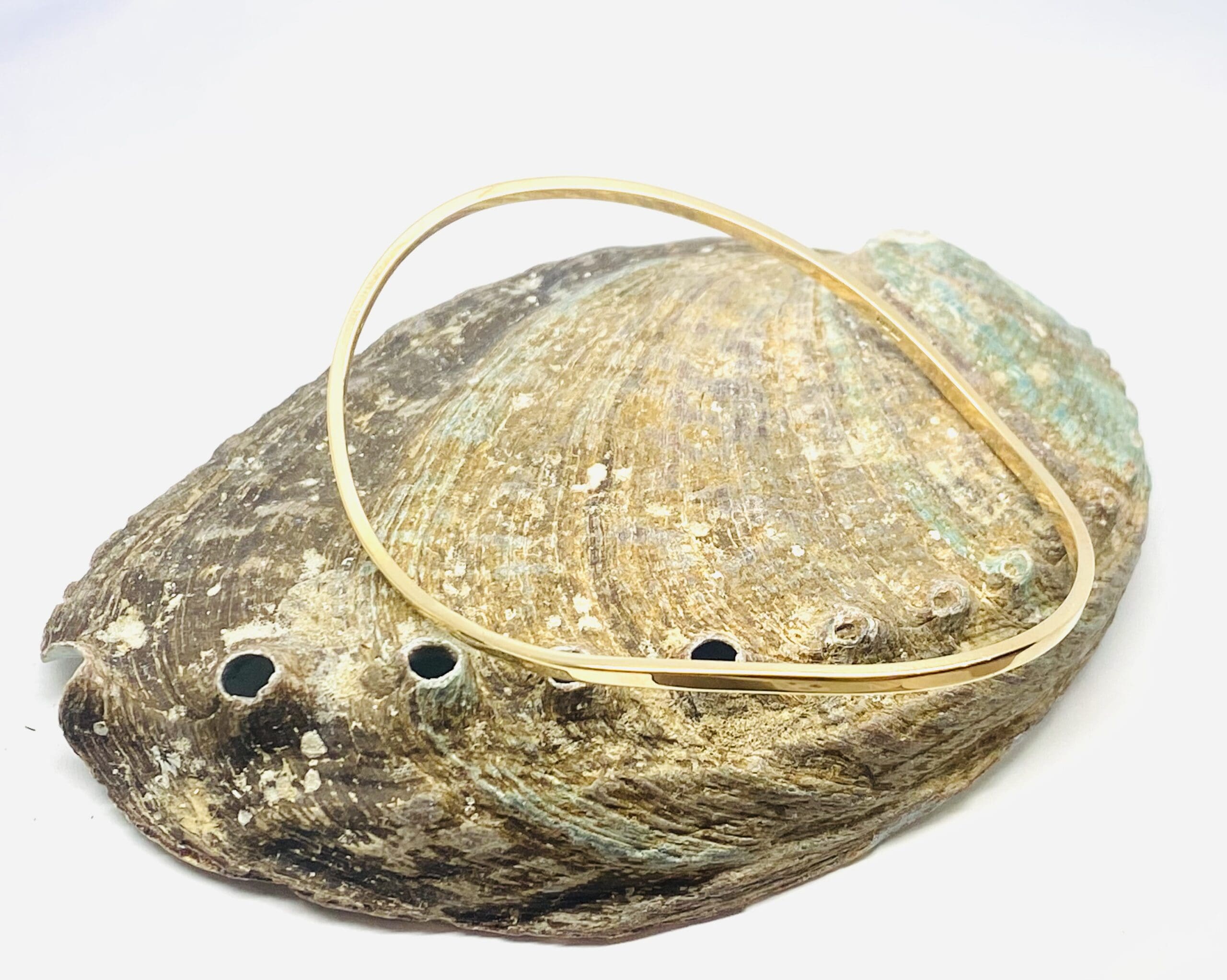 40200045 9ct Yellow Gold Wave "Infinity" Handmade Bangle - Image 2