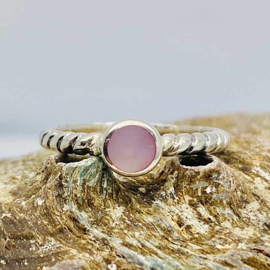 15800130 925 Sterling Silver Mother Of Pearl Dress Ring