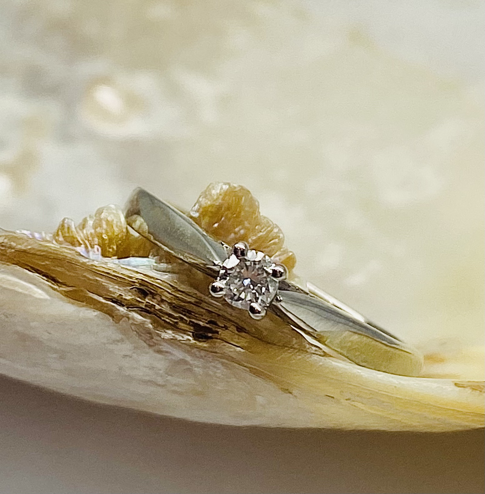 12600103 Platinum And Diamond 0.12ct Engagement Ring
