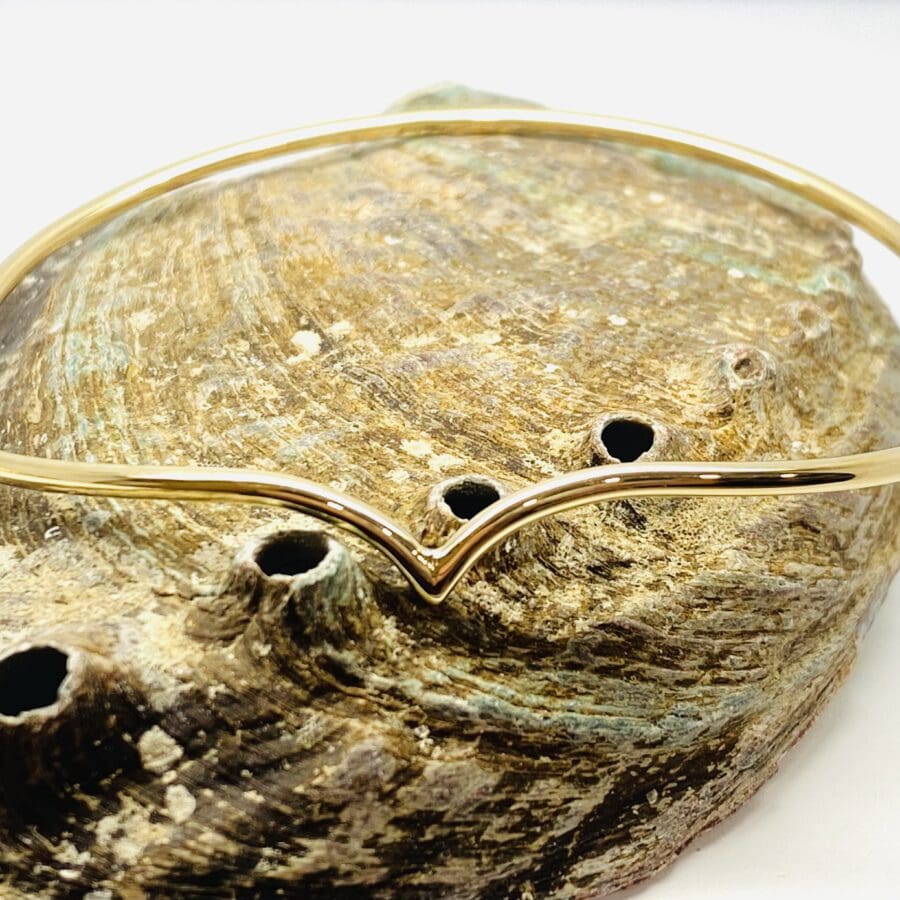 40200046 9ct Yellow Gold "Wishbone" Handmade Bangle
