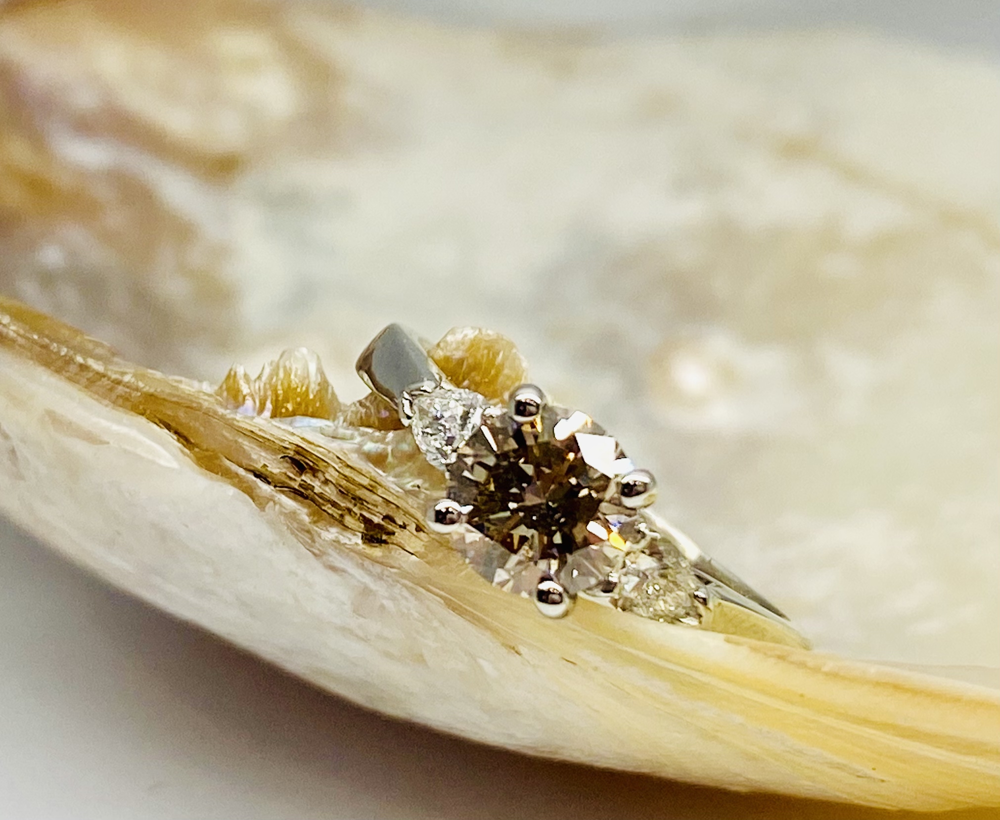 12600104 Platinum And 3 x Diamond With A Cognac Centre Engagement Ring - Image 3