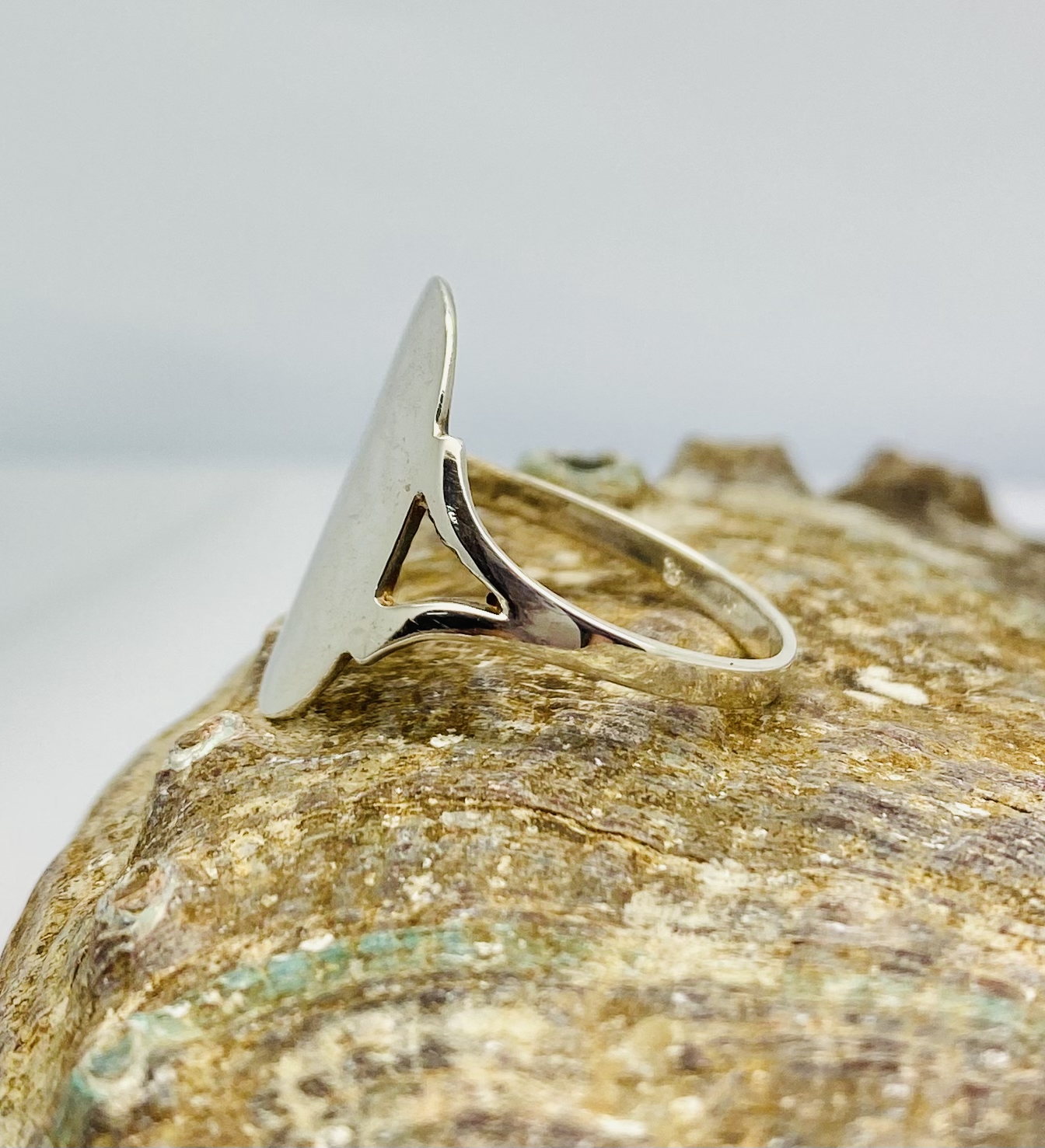 90100104 925 Sterling Silver Oval Polished Split Shank Dress Ring - Image 3