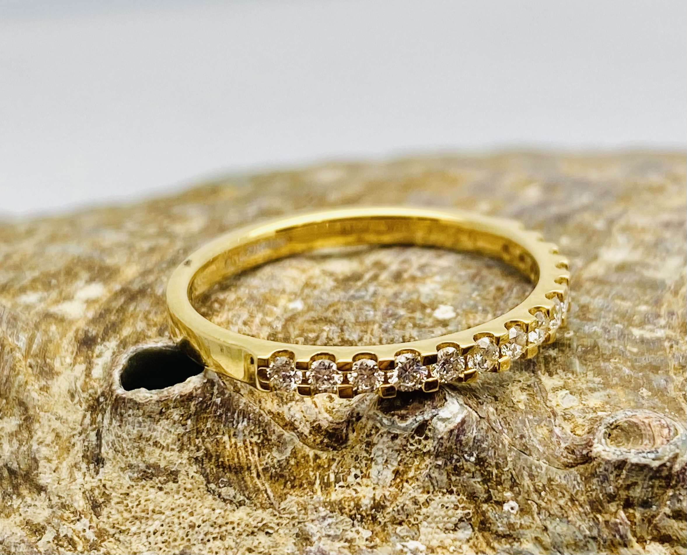 13400056 Eternity Ring 18ct Yellow Gold Micro Set 0.25cts