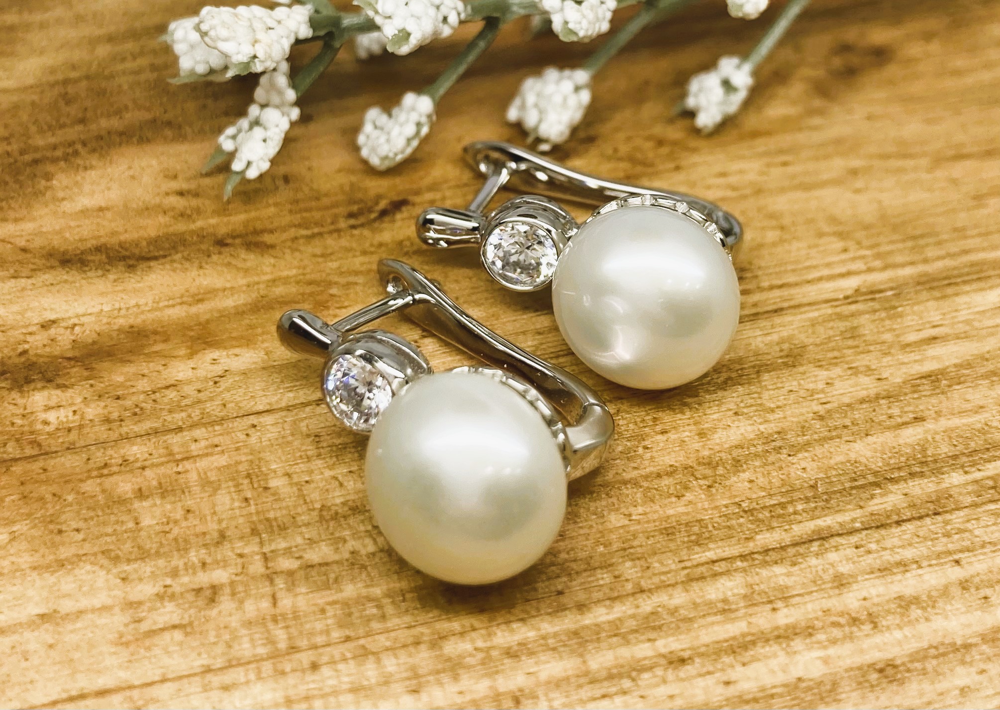 31700190 925 Sterling Silver Freshwater Pearl and C.Z. Earrings