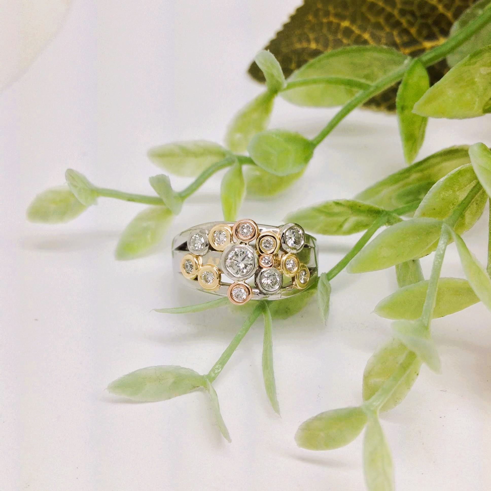 655 Mixed Gold Rings Remodelled Into a Stunning "Bubble" Style Dress Ring - Image 5