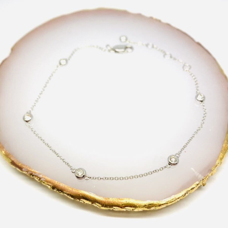 41600001 18ct White Gold Chain 0.23ct Rub Over Diamond Bracelet
