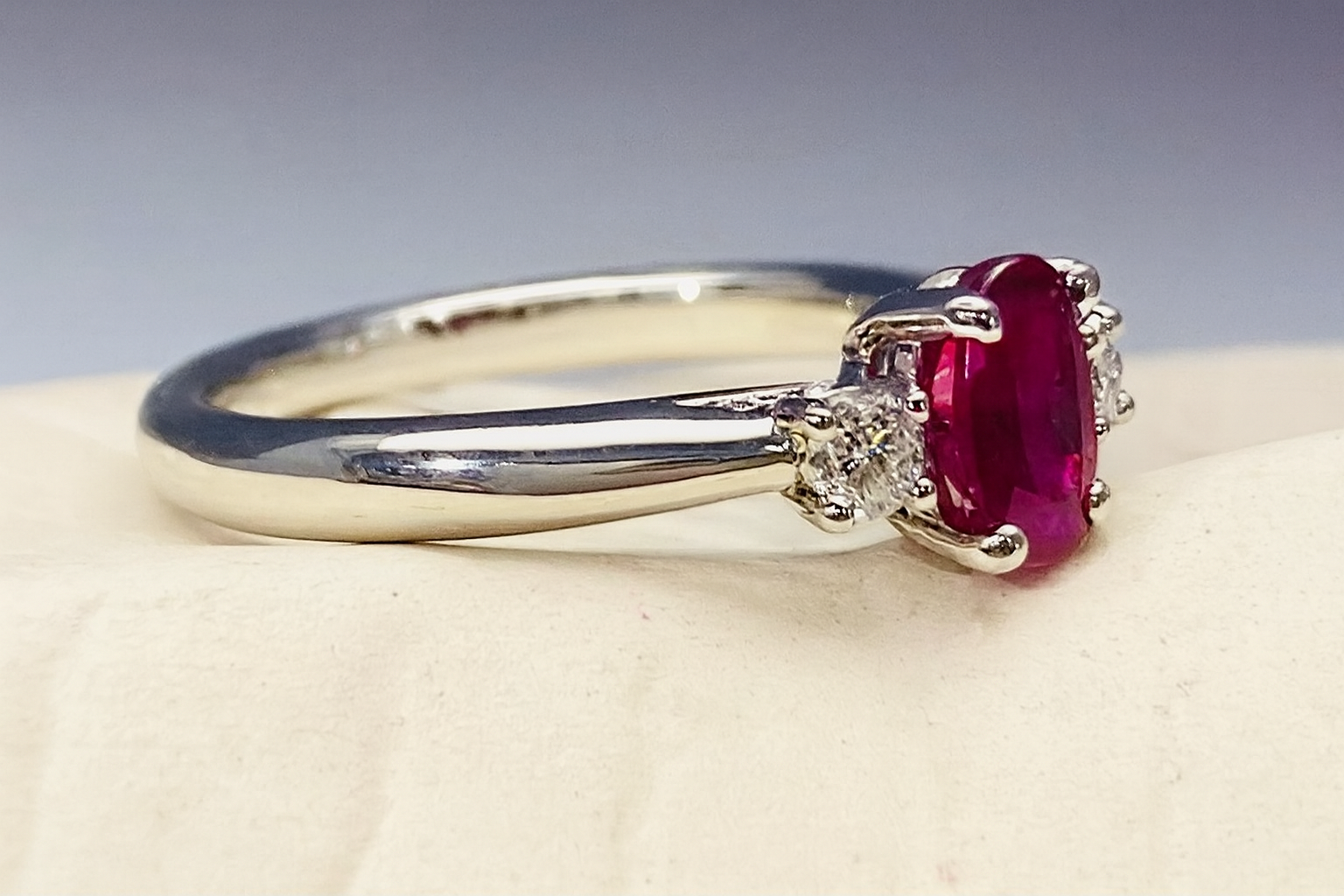 15600059 Platinum Oval Ruby 0.50ct And Diamond Trilogy Ring - Image 3
