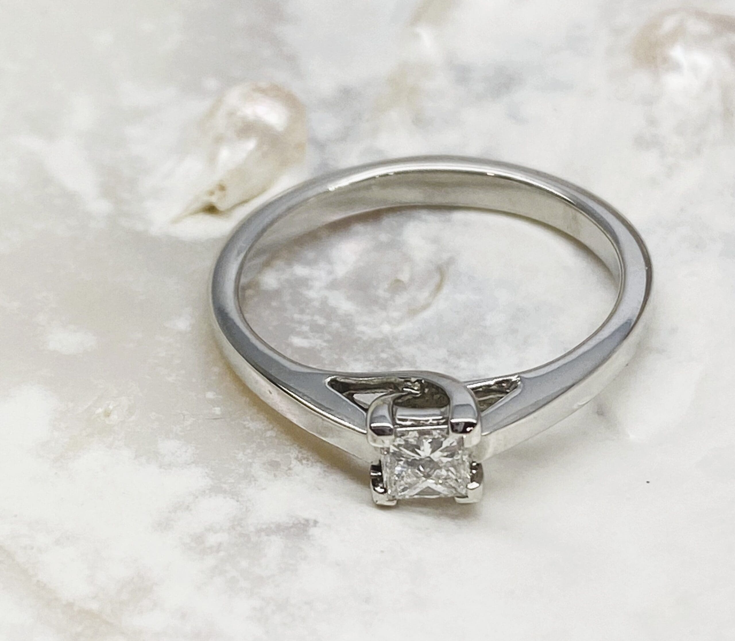 12600108 Platinum And Diamond 0.25ct Solitaire Princess Cut Engagement Ring - Image 3