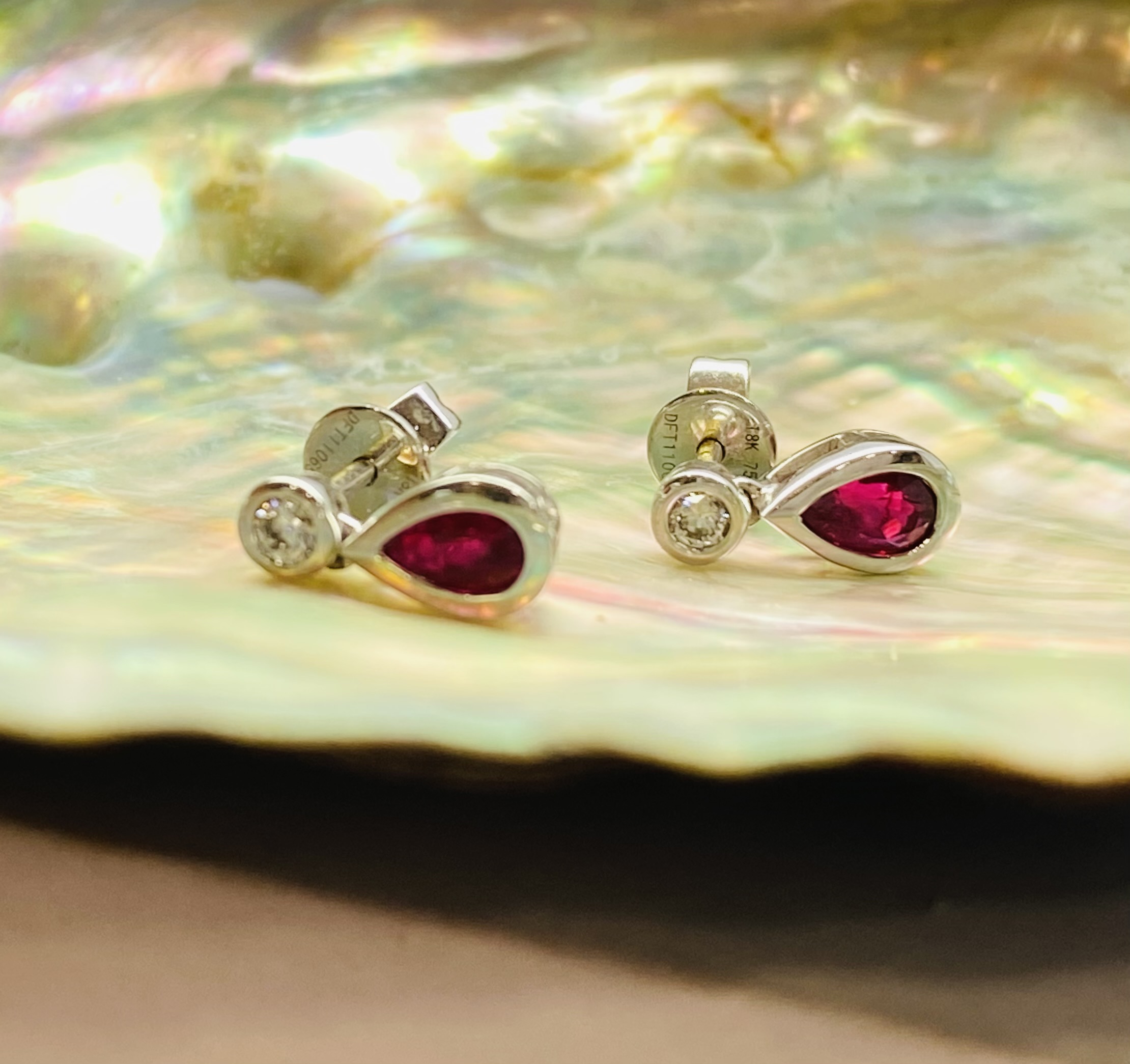31400012 18ct White Gold Ruby And Diamond Drop Earrings - Image 2