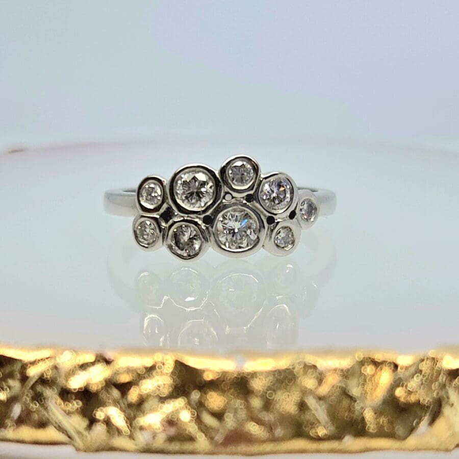 15600060 Platinum Rub Over 9 Diamond 'Bubble' Ring