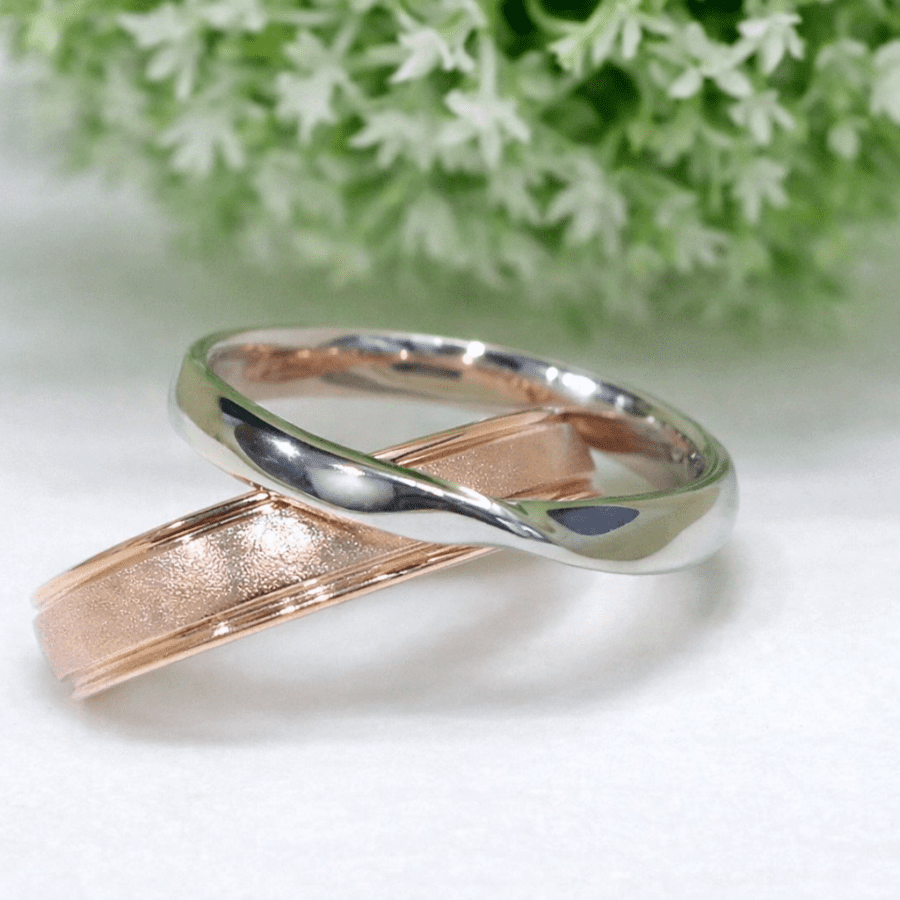114 Commission Men's Polished Edge Satin Textured And Women's Ribbon Twist