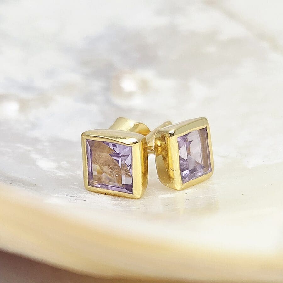 31100326 Silver 24ct Gold Plated Rub Over Square Amethyst  Stud Earrings