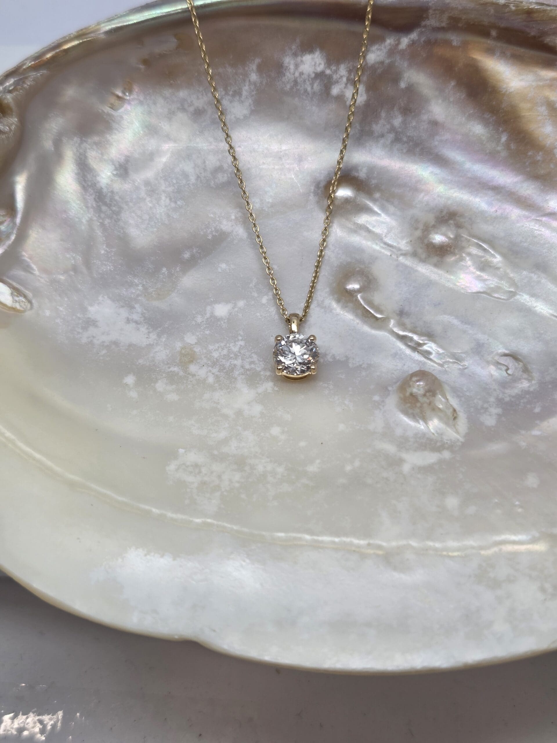 22200044 Lab Grown Pendant 0.90ct With 18 Inch Chain - Image 3